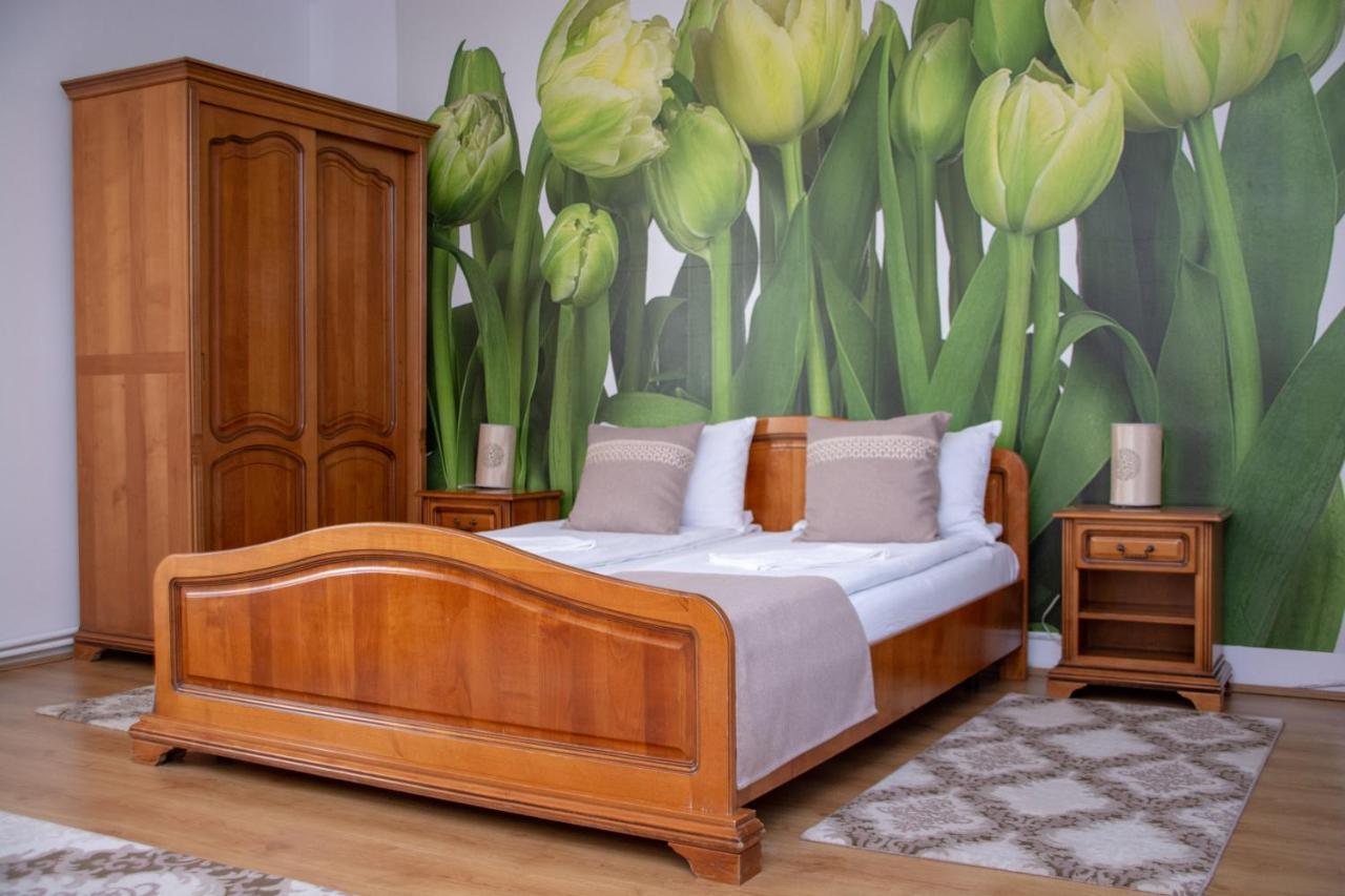 Motel Via Targu Mures Cristesti  Экстерьер фото