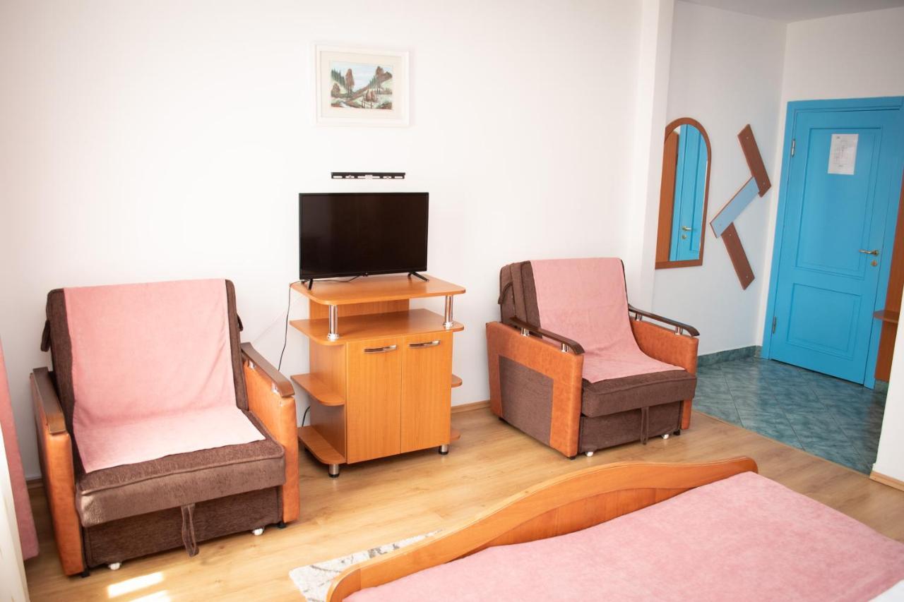 Motel Via Targu Mures Cristesti  Экстерьер фото
