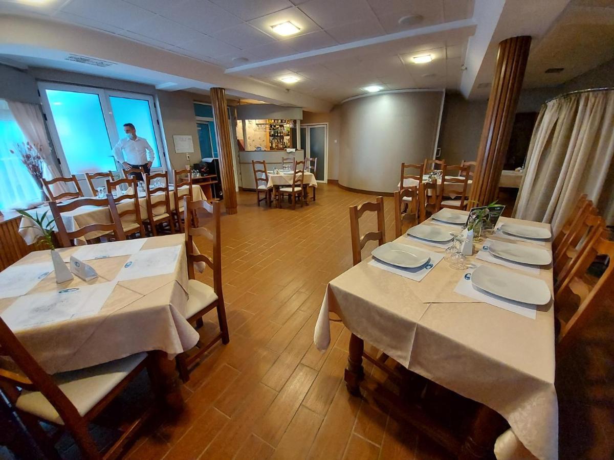 Motel Via Targu Mures Cristesti  Экстерьер фото